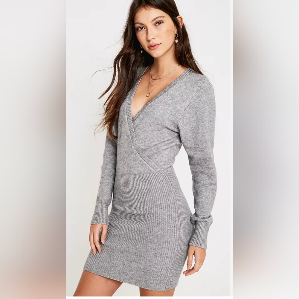 Urban Outfitters Gray Long Sleeve Dress size M